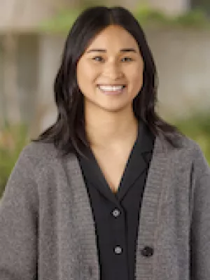 Donna Liu Headshot